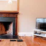 2 Bedroom, 2 Bathroom Apartment In New Town