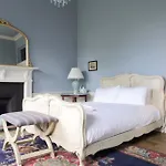 3 Bedroom Flat In City Centre