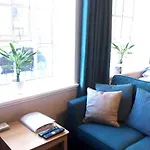 Edinburgh Seaside Studio Apartment