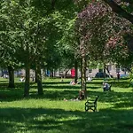 Gayfield Place