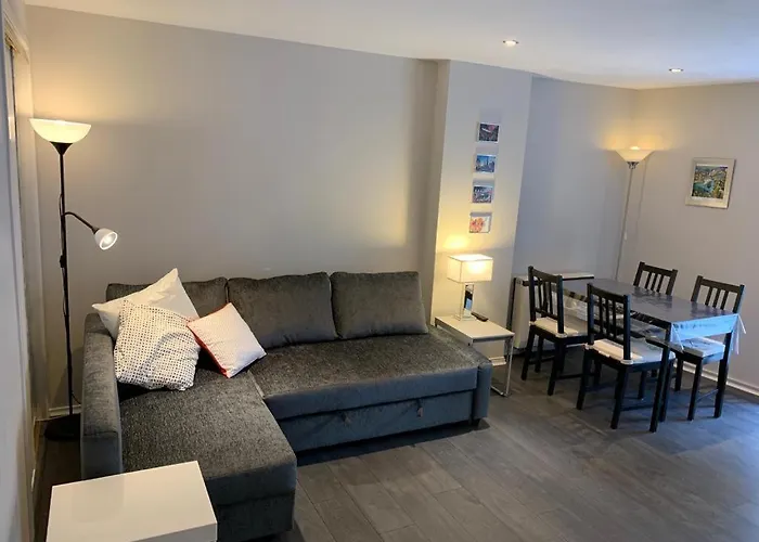 Lovely Ground Floor Apartment In Great Location At The Shore, Edinburgh