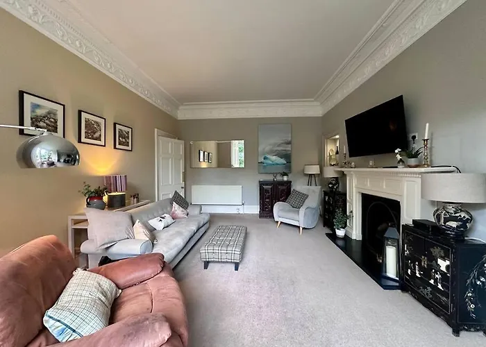 Stylish Murrayfield Sanctuary