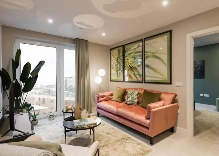 Newly Luxury Nests - Central Edinburgh Location
