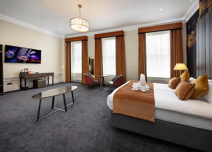 New Town Hotel