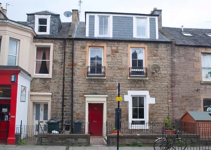 Centre Stay Townhouse