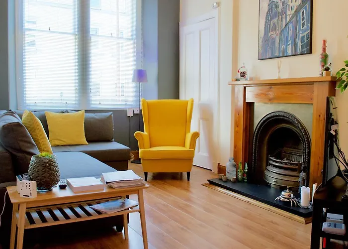 Modern Stockbridge 1 Bedroom Flat