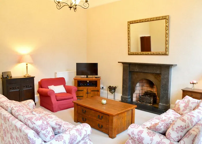 Georgian Flat In The West End
