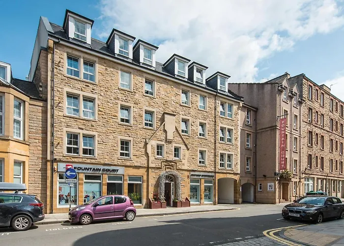 Fountain Court Apartments - Grove Executive