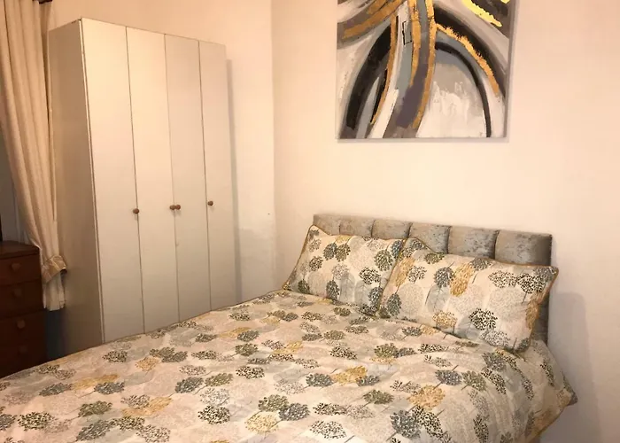 St Leonard Street Apartment