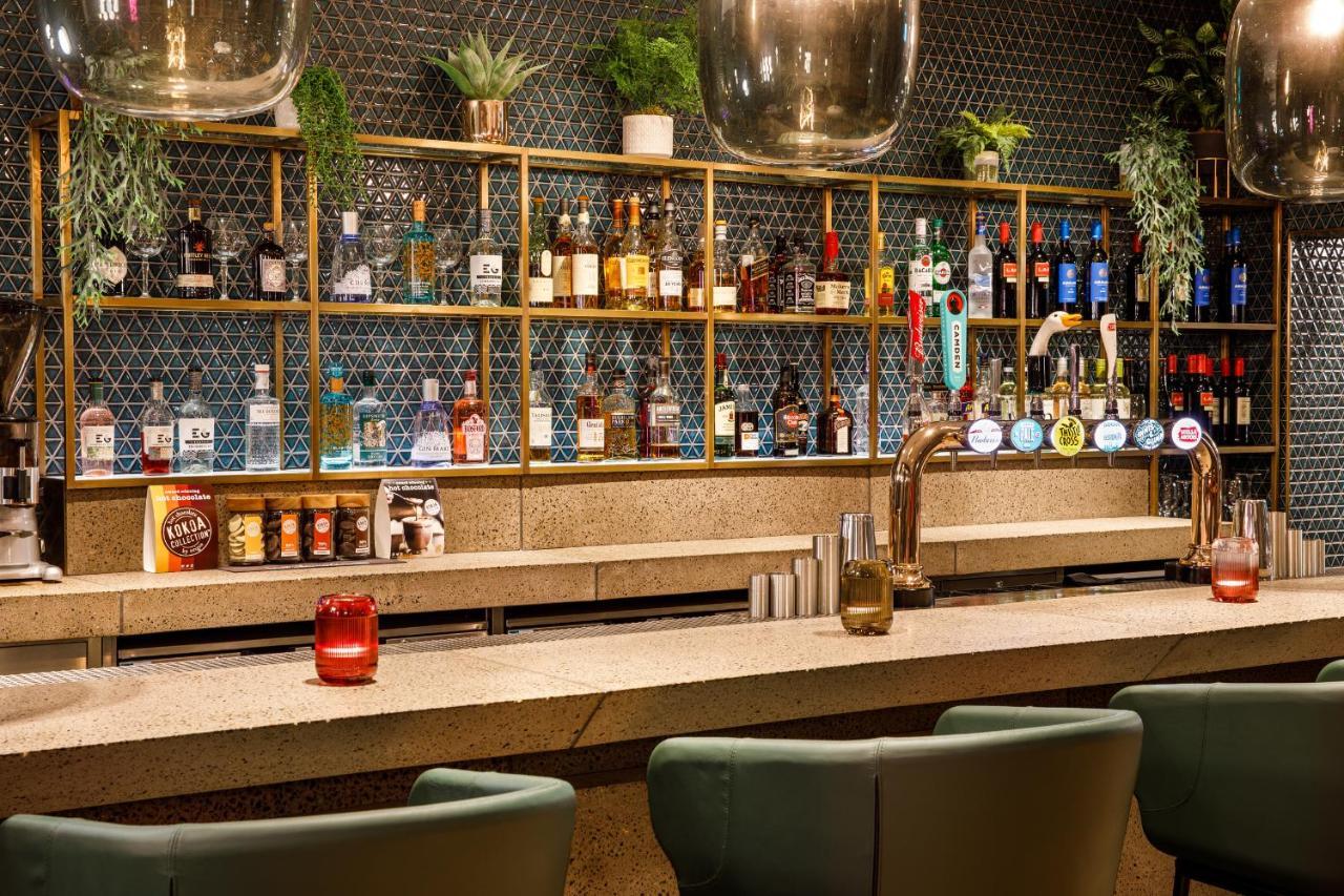 Ibis Styles St Andrew Square Hotel 3*