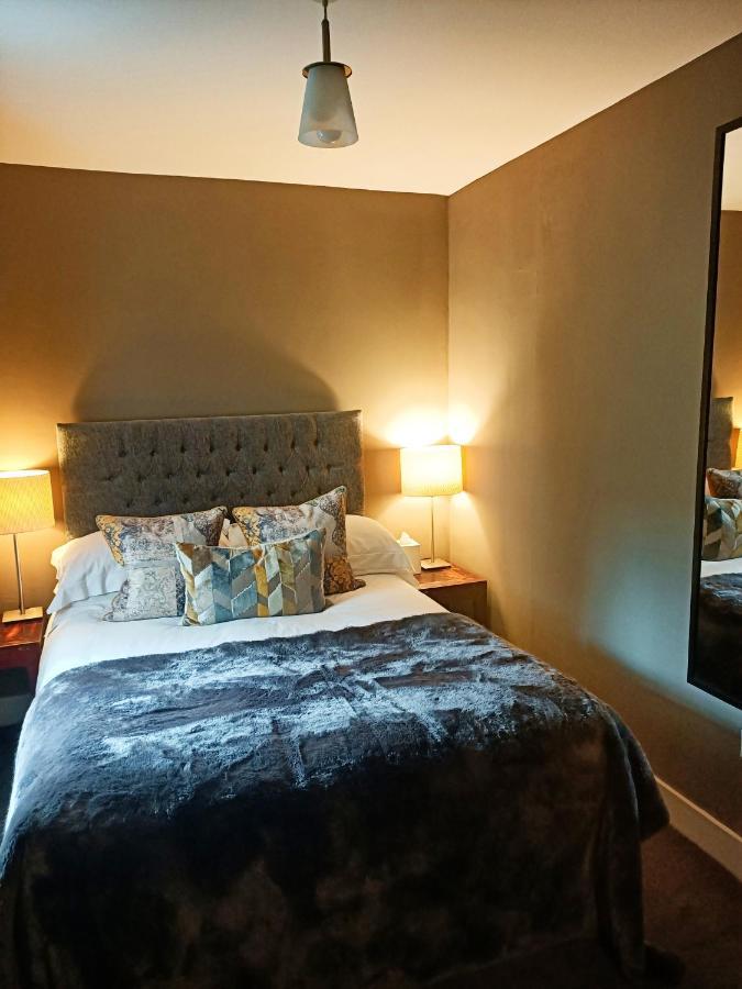 Six Brunton Place Bed & Breakfast Edinburgh