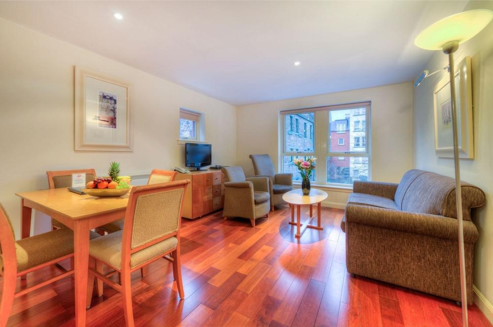 Holyrood 4* Edinburgh