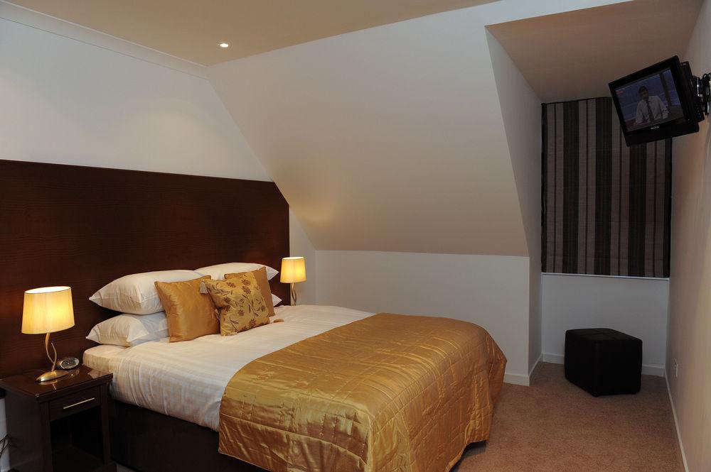 Fountain Court - Grove Executive 4*