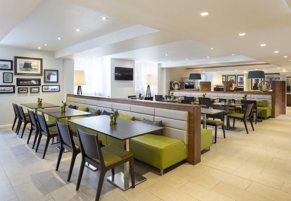 Courtyard By Marriott Hotel