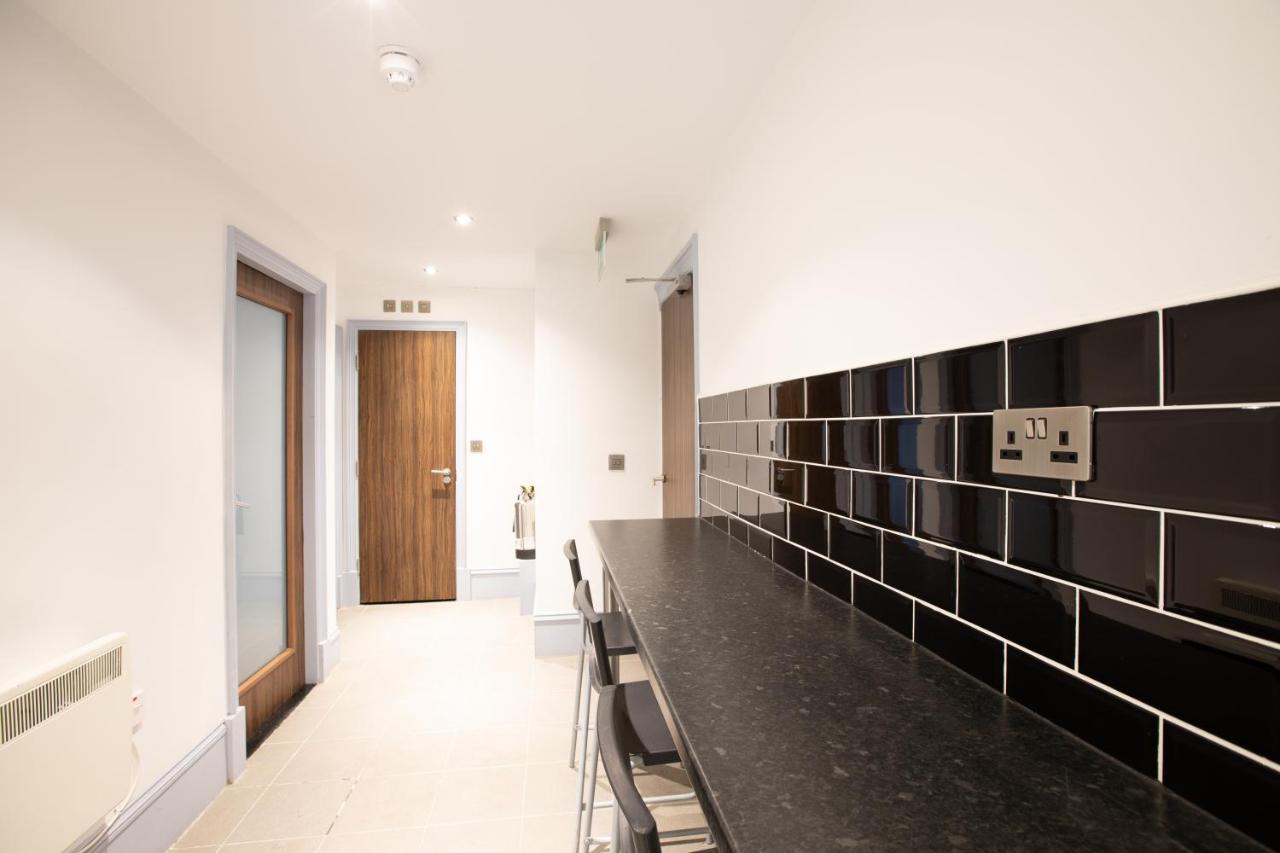 Cairn & 3* Edinburgh