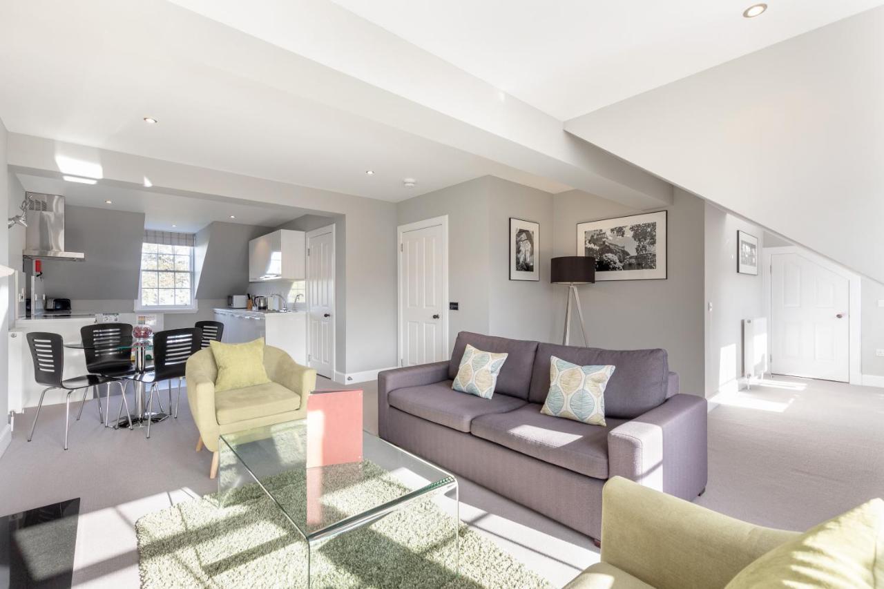 Destiny Scotland - Q-residence * Edinburgh