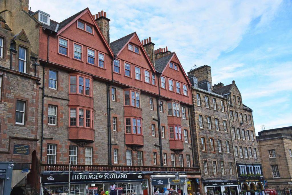 Royal Mile Romance By Heritage Collection Edinburgh