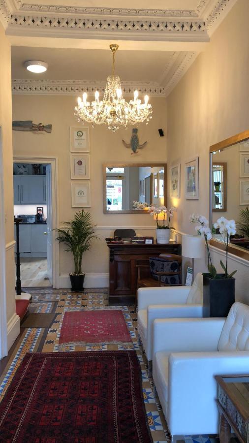 Sheridan Guest house 4*