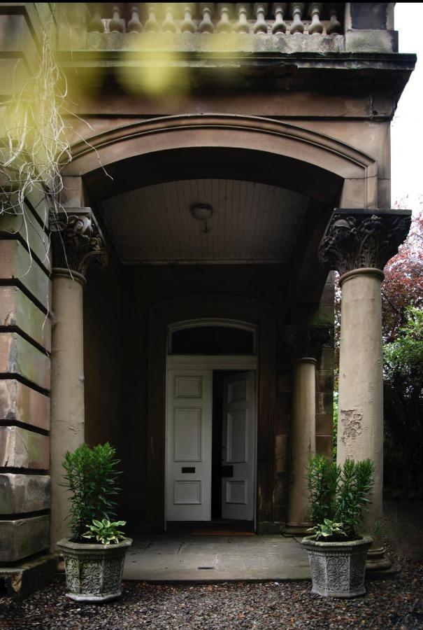 Georgian House Guest house 4*
