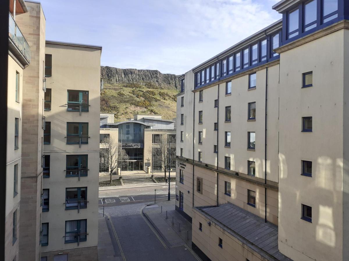 Apartment The Park - Holyrood Road With Free Parking