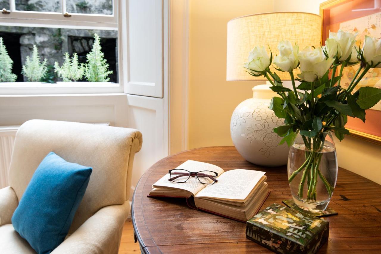 Apartment Number 10 In The New Town Edinburgh