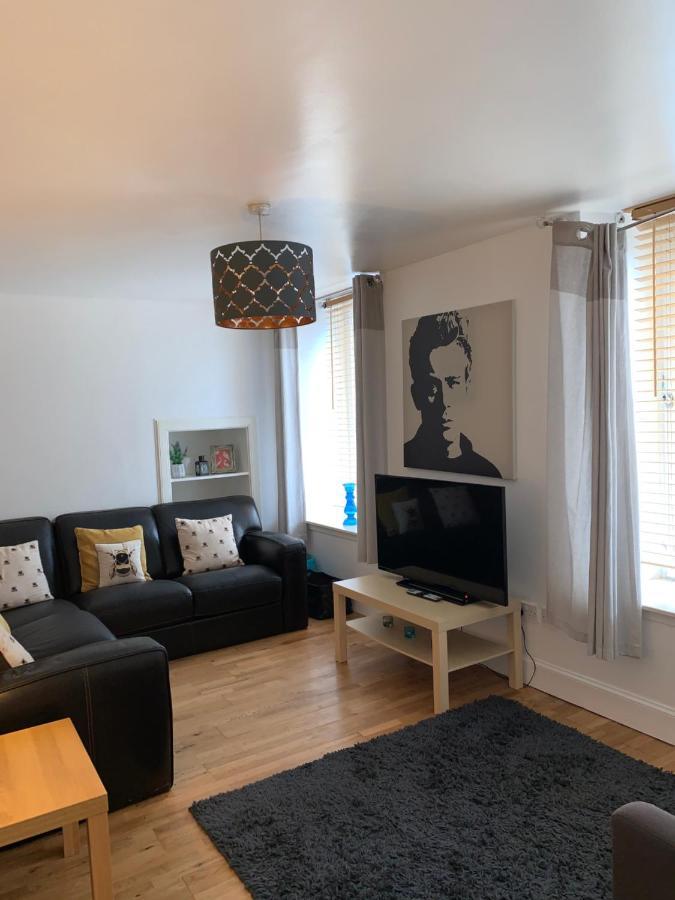 Charming 5-bed In Edinburgh