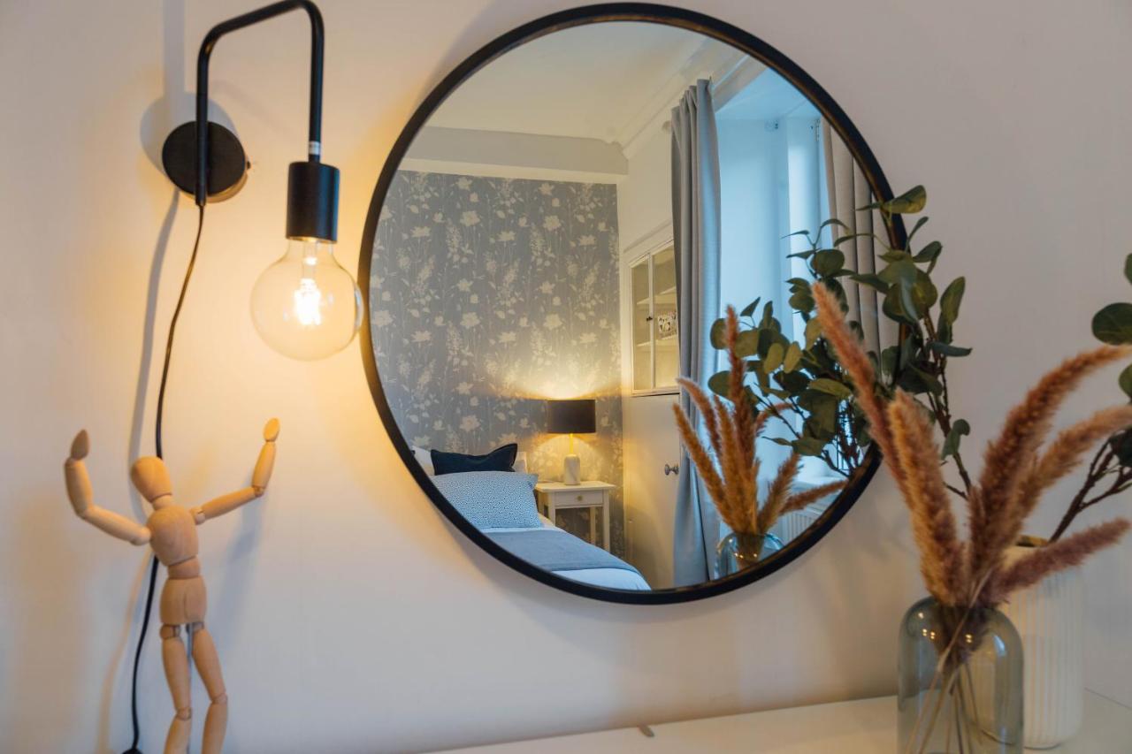 Stylish And Comfortable Centre Edinburgh
