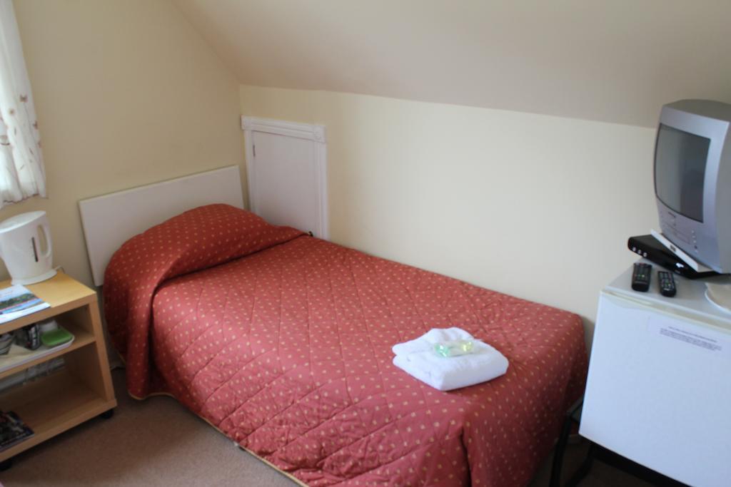 Marchfield 3*