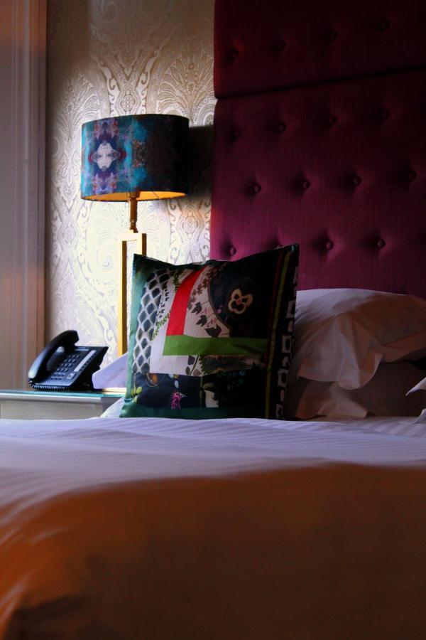 Hotel 24 Royal Terrace 4*