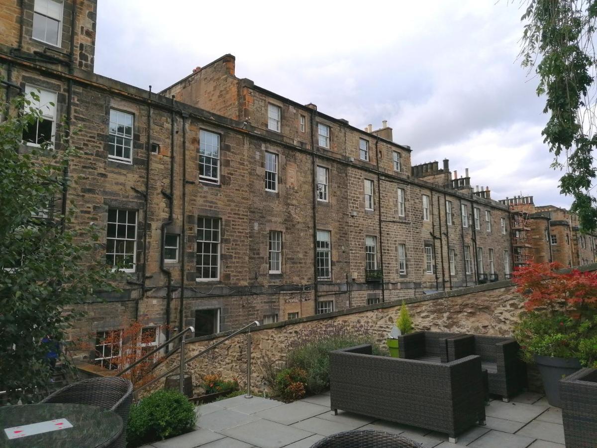 24 Royal Terrace