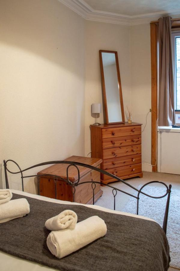 One Bed Flat - Great Centre Location Apartment