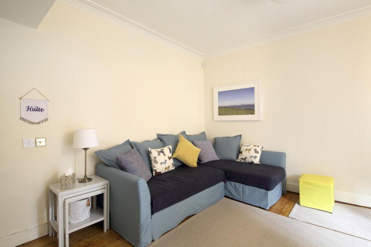 With Private Entrance & Patio Apartment