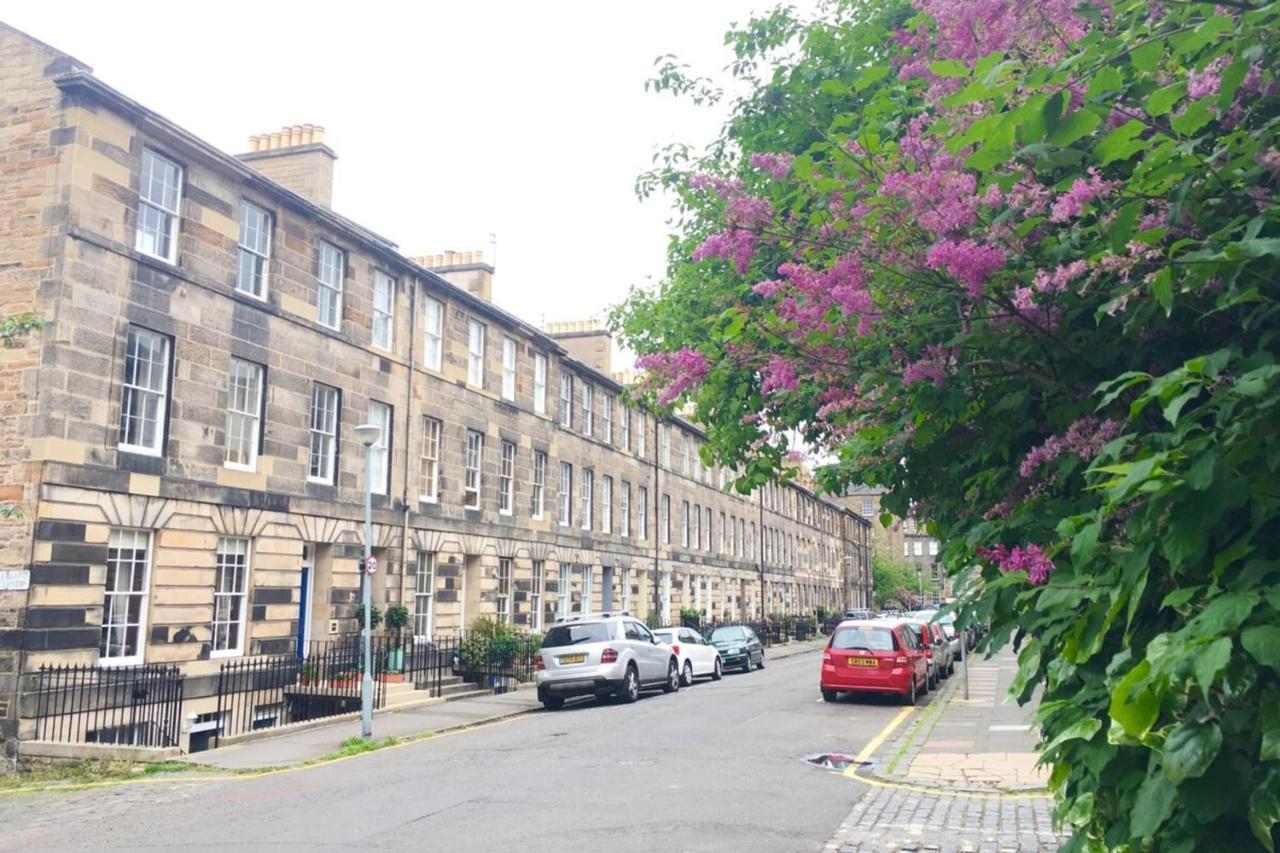 Apartment With Private Entrance & Patio Edinburgh