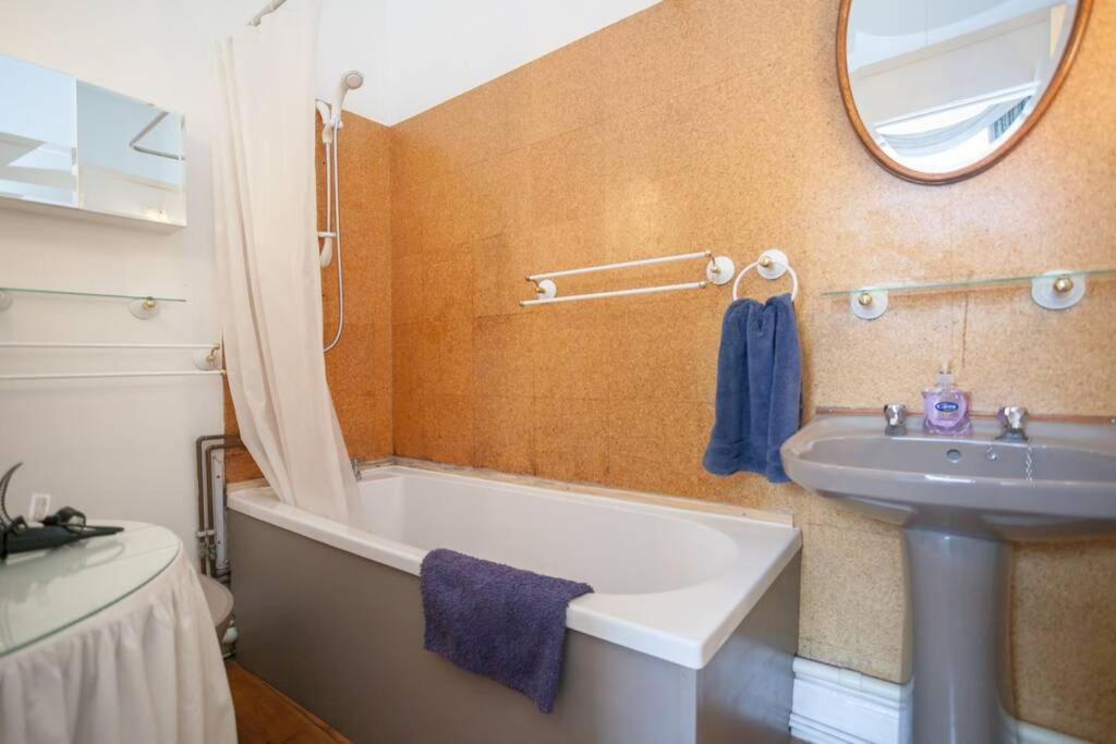 5-bedroom Flat Apartment EDI