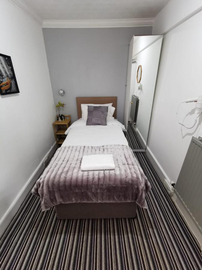 Rays Guest house Edinburgh