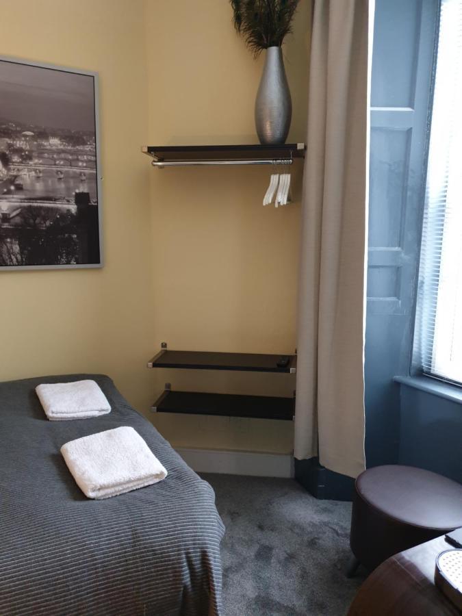 Gasthof Frederick Douglass - In The *