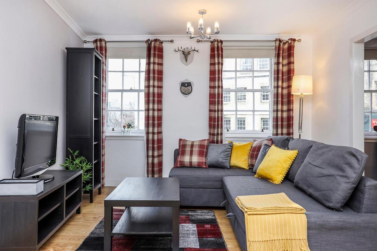 Joivy 1 Bed Flat, Heart Of Grassmarket * Edinburgh