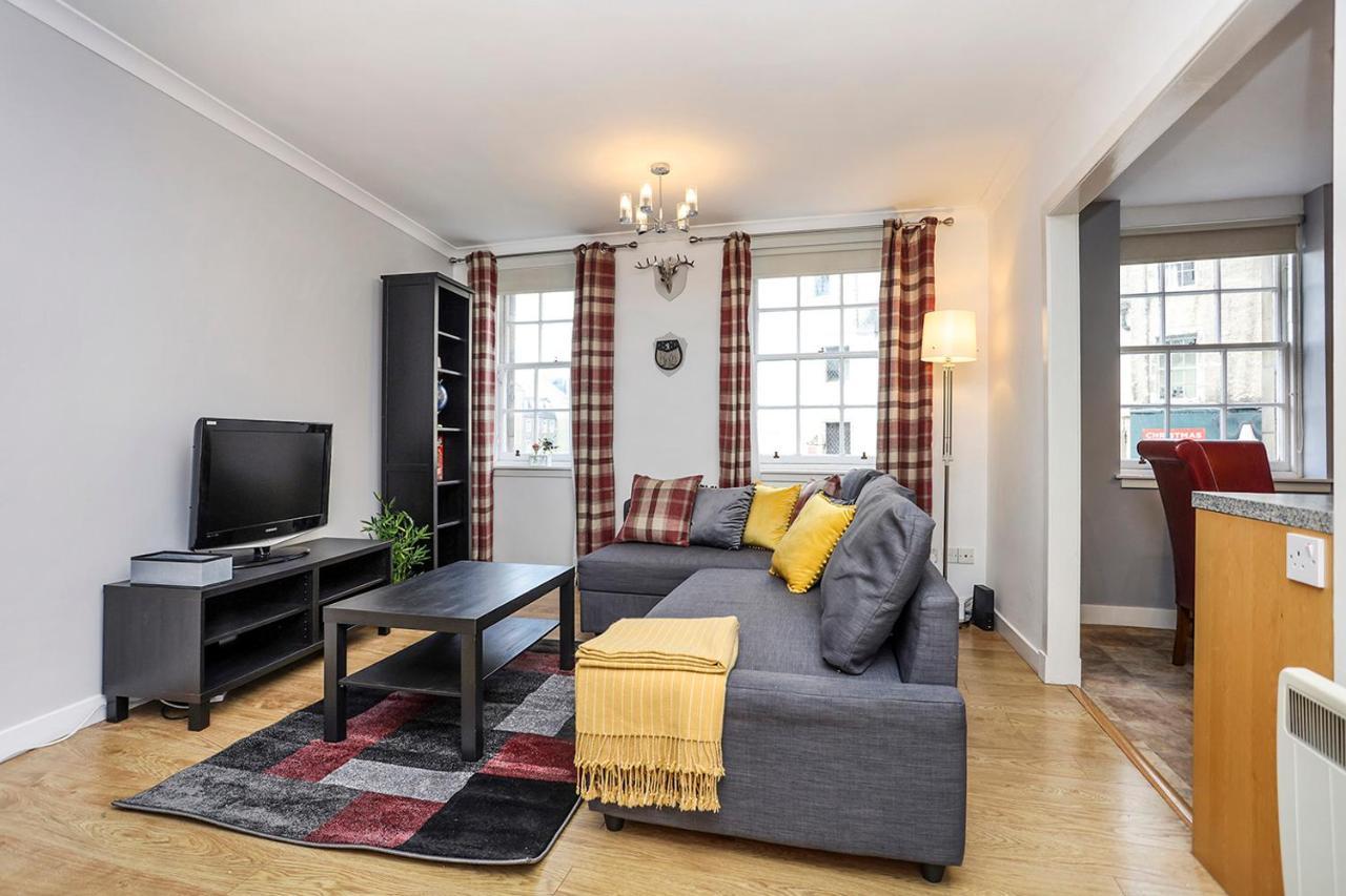 Joivy 1 Bed Flat, Heart Of Grassmarket Apartment