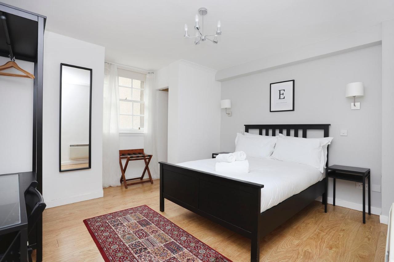Joivy 1 Bed Flat, Heart Of Grassmarket