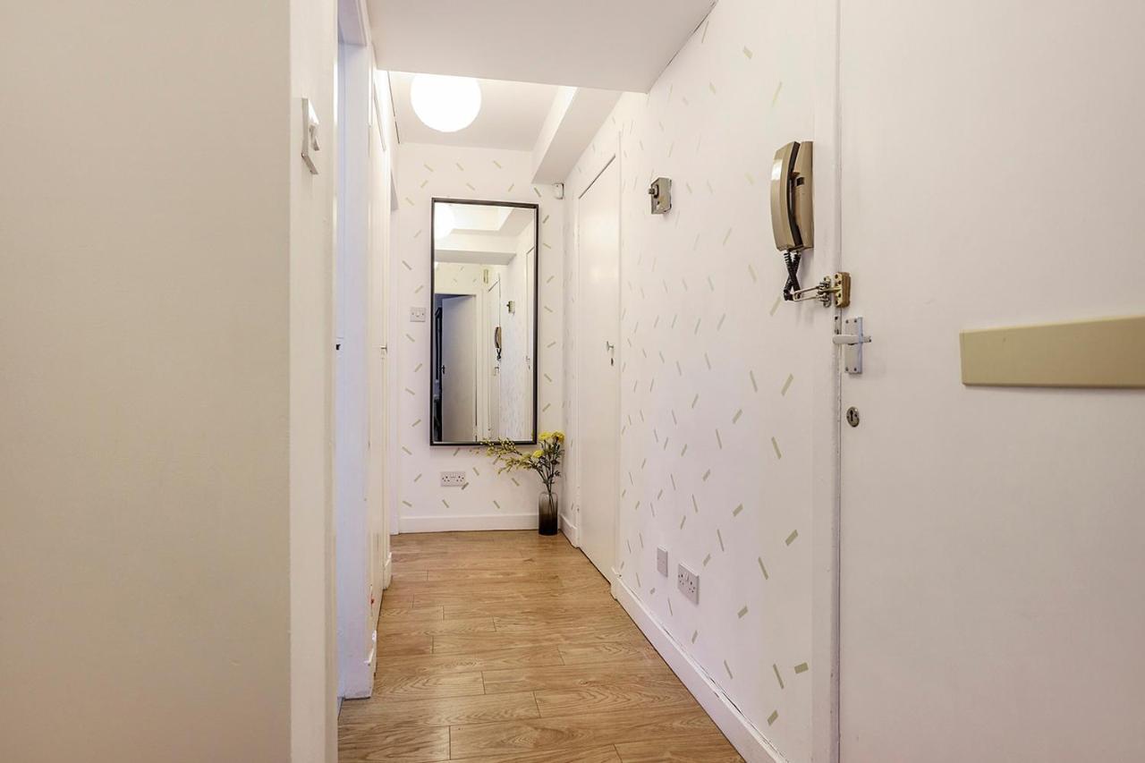 Joivy 1 Bed Flat, Heart Of Grassmarket Edinburgh