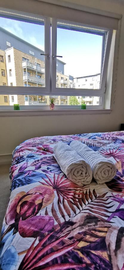 Modern 2 Bedrooms Flat Near Citycentre Sleep For 6 Apartment Edinburgh