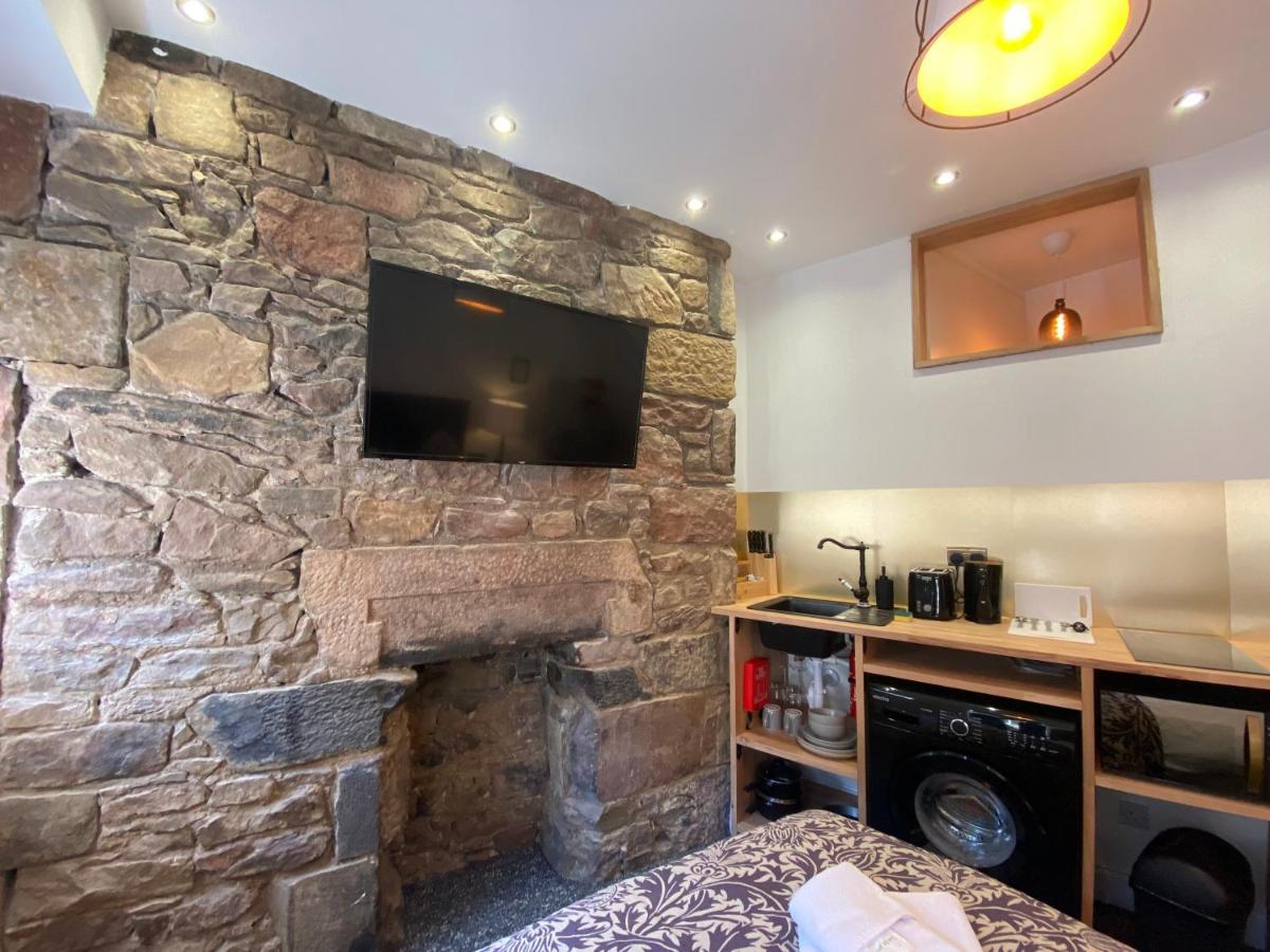 Royal Mile Romance By Heritage Collection *