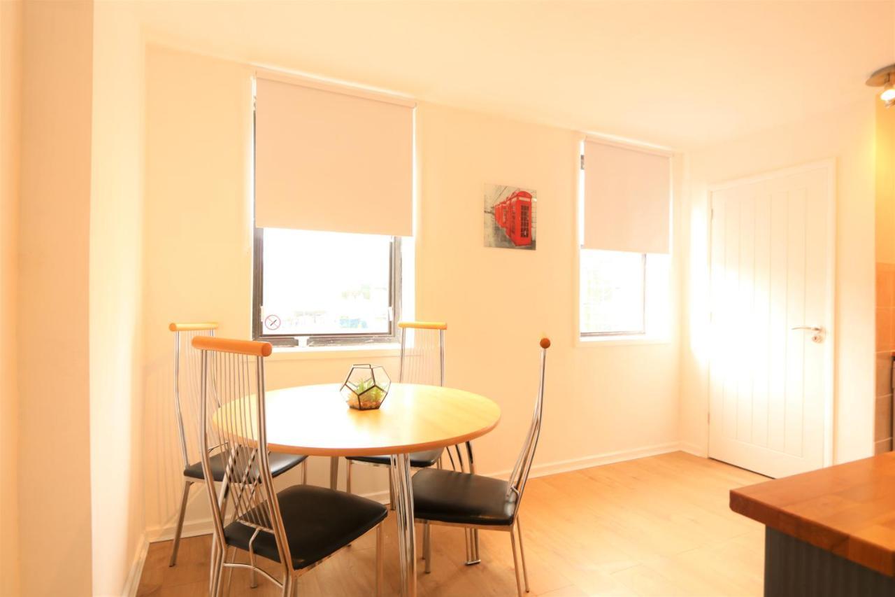 Centre Rooms-lauriston