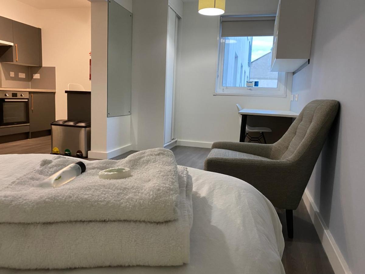 En Suite Rooms & Studios, Edinburgh City Centre - Sk Guest house Edinburgh
