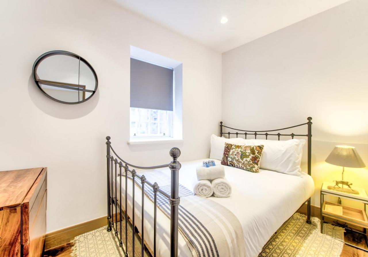 Apartment Well Court @ Dean Village *