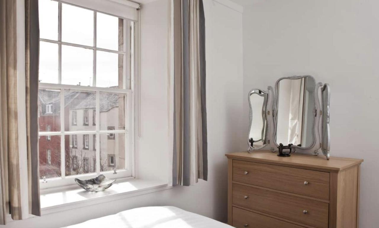 Apartment Royal Mile Edinburgh