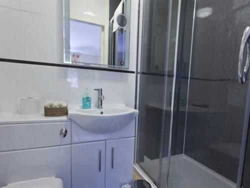 Alba House Guest house
