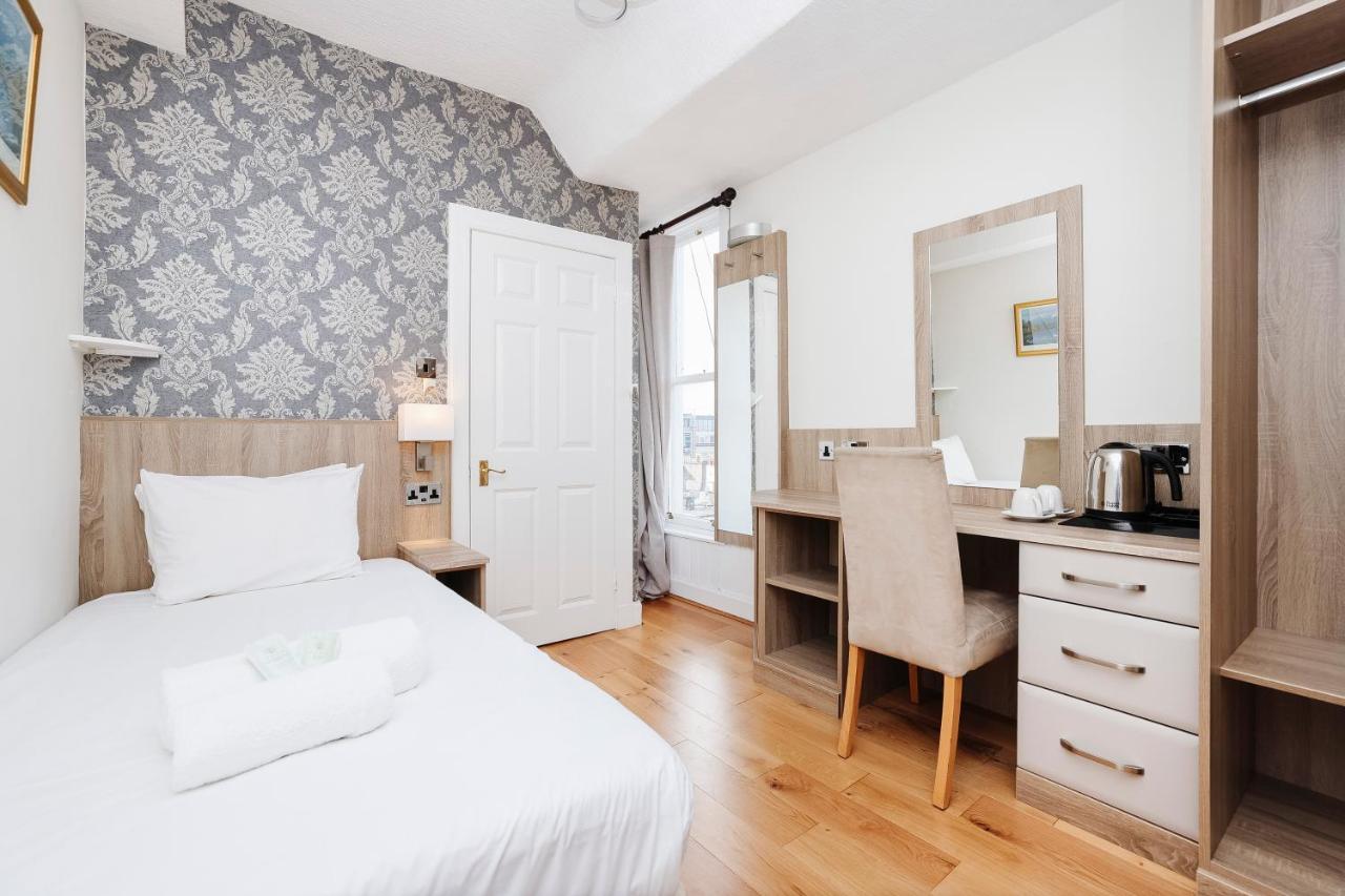 Gasthof Castle Street 3*