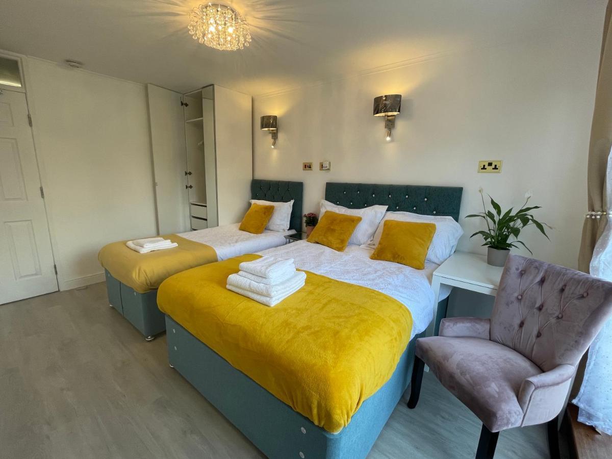 Central Comfy 2 Familyroom Apart Apartment EDI