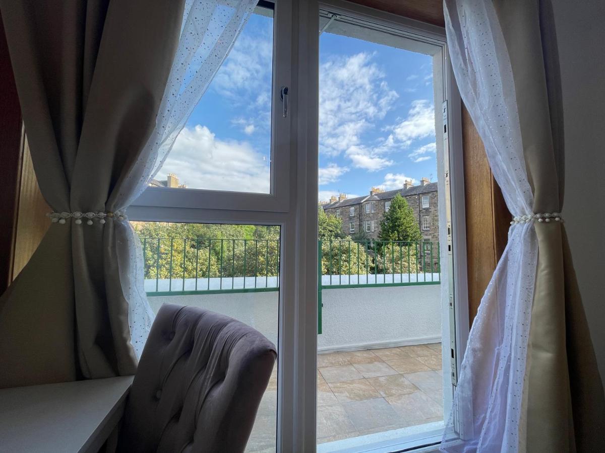 Central Comfy 2 Familyroom Apart Apartment Edinburgh
